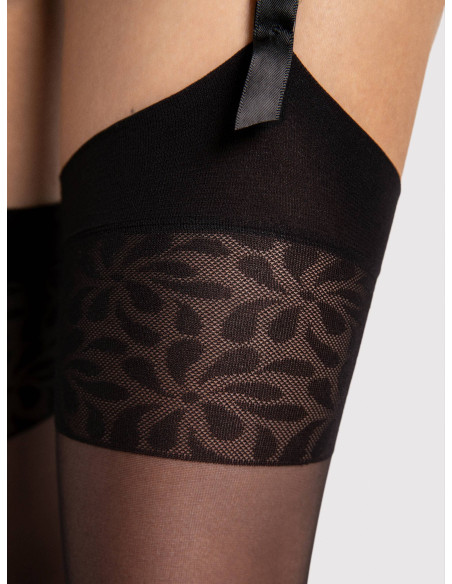 Very thin 8 den waist stockings with smooth lace